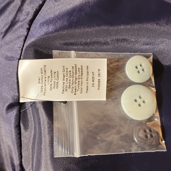 Talbots petite coat - Picture 8 of 9